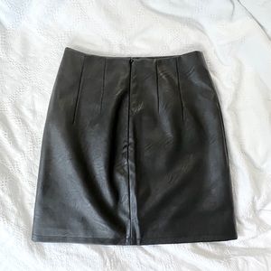 TOPSHOP TALL Black Faux Leather Skirt NWT